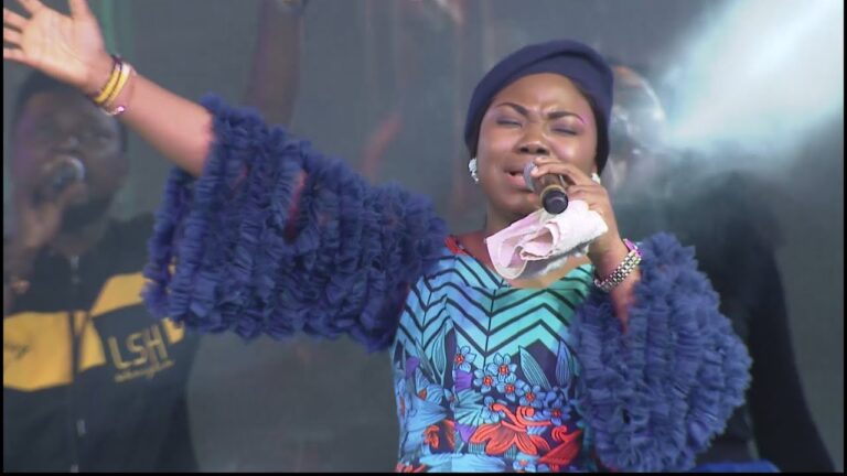 Mercy Chinwo Holds First Live Concert In Lagos as Christians Celebrate Easter