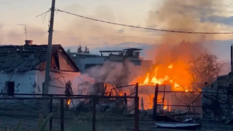 Russia struggling to repel Ukrainian troops in Kursk