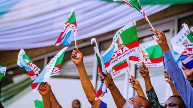 APC youths reject Gov Lawal’s rumoured alliance with Tinubu