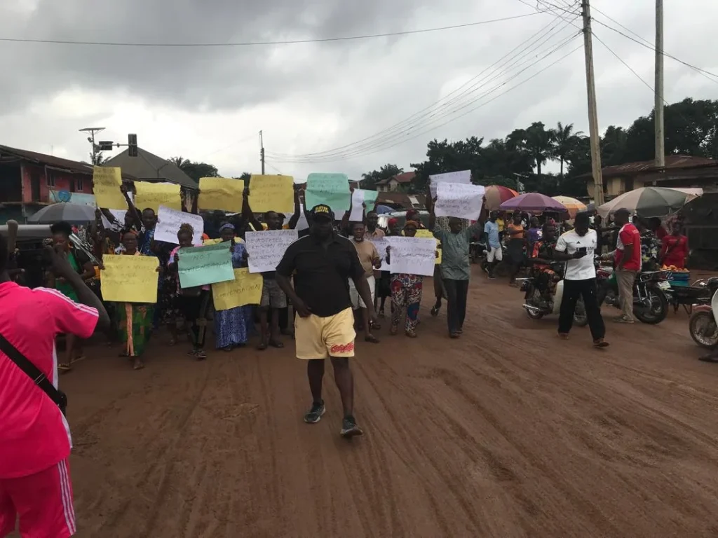 Anambra community protest planned demolition of houses for power line