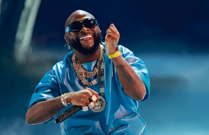 Davido shades Gov Okpebholo over comments about his uncle, Adeleke