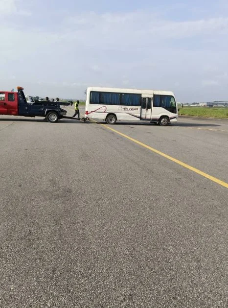 Airpeace staff blocks runway at Lagos airport as NCAA threatens sanction
